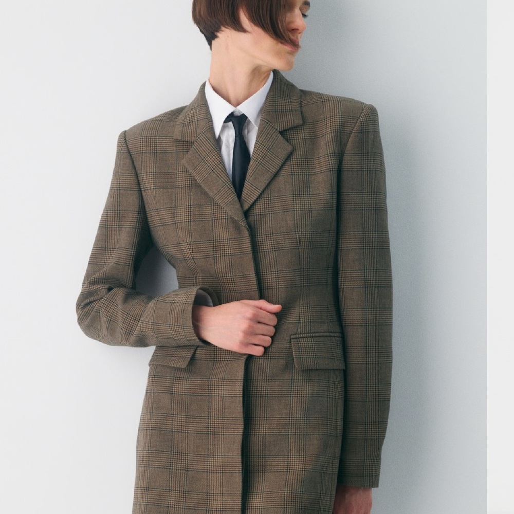 Aritzia Taupe Checkered Blazer Dress - Picture 4 of 10